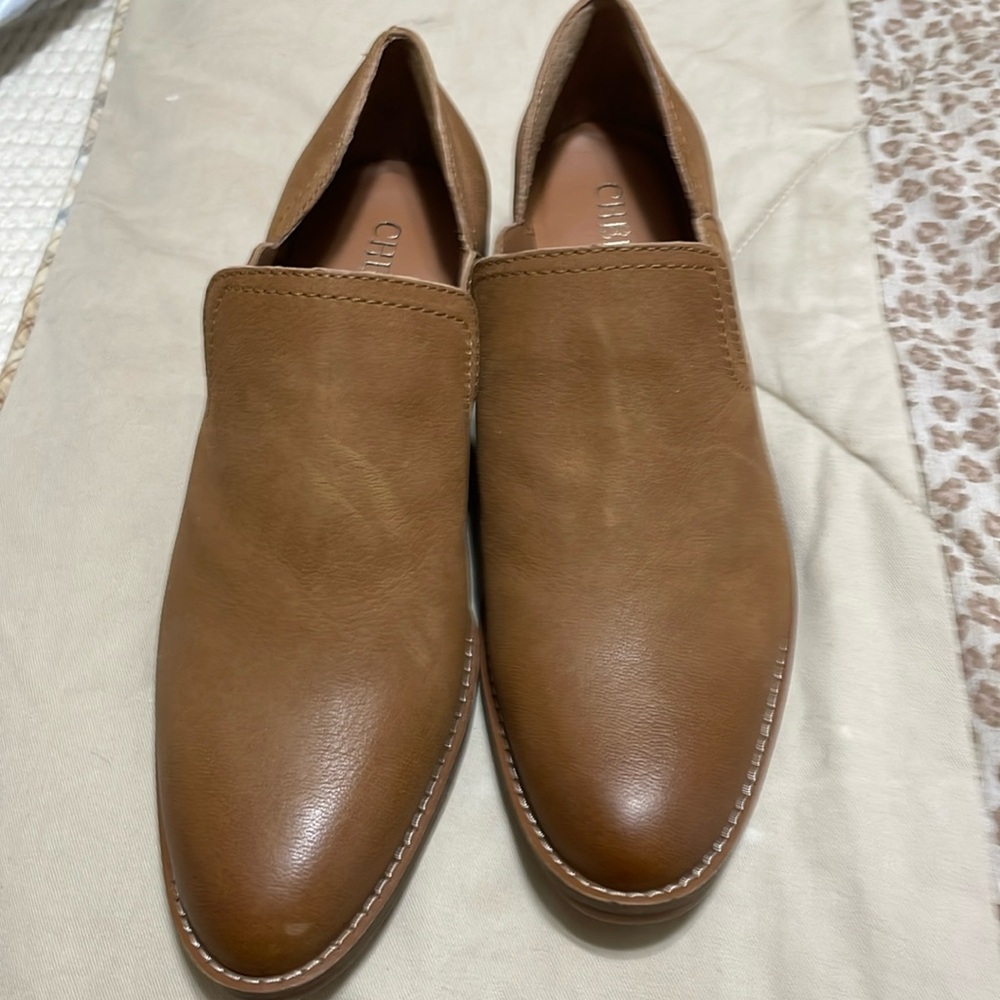 NWT Flat Chelsea & Violet shoes